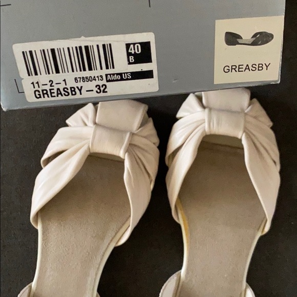 ALDO “Greasby” Cream Flats - Size 10 (Euro 40) - Picture 6 of 6